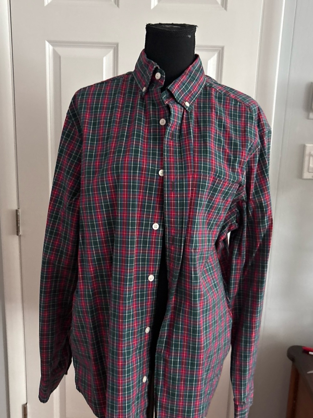 Vineyard Vines Red & Green Plaid Button-Down Shirt